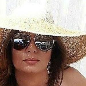 Meet your Posher, Clarece